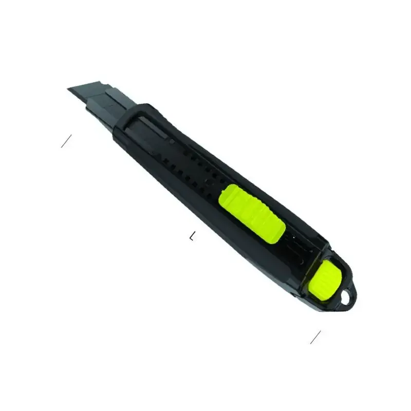 Achetez Aujourd&rsquo;hui Cutter black blade professionnel 18mm L185mm – METRICA 9028