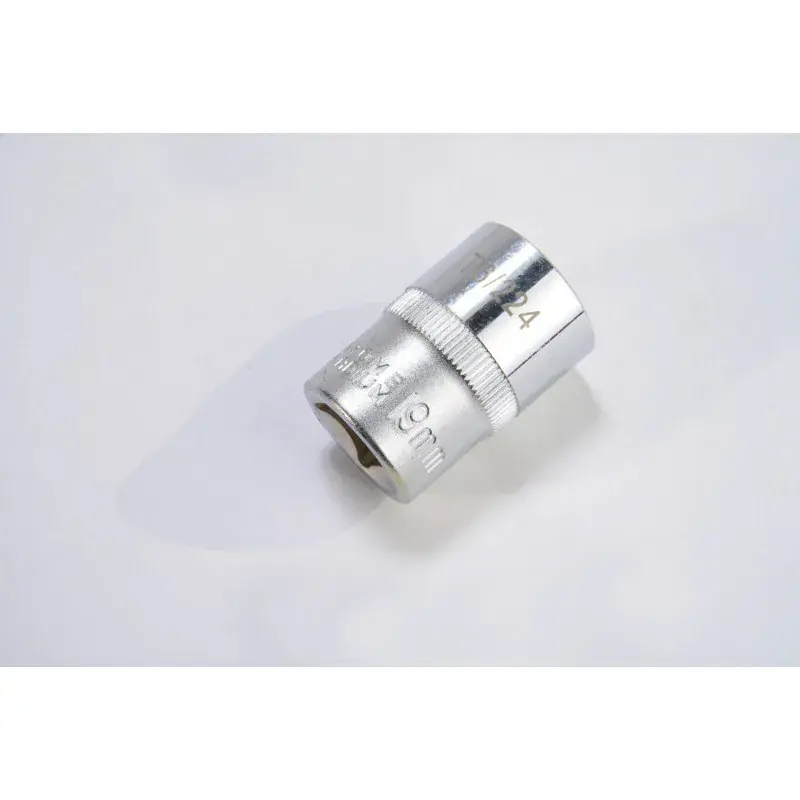 Livraison Express Douille 1/2‘‘ 19 12 Pans Pour Démontage Ecrou Vilebrequin SAM Outillage – P3462-224