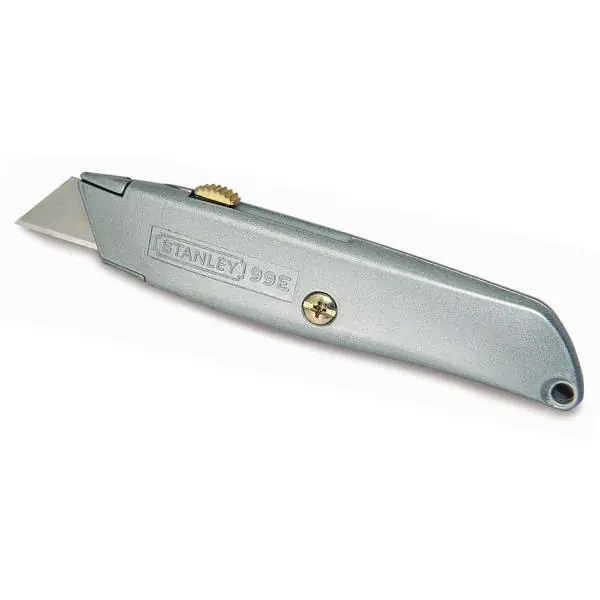 Couteau à lame rétractable 99E 155mm Dernière Chance